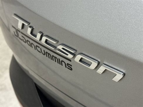 Used 2024 Hyundai Tucson Limited image 28