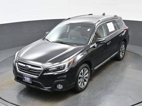 Used 2018 Subaru Outback 2.5i Touring image 31