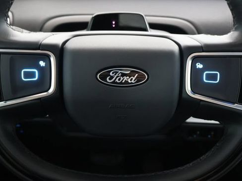 Used 2025 Ford Expedition Tremor AWD/4WD image 29
