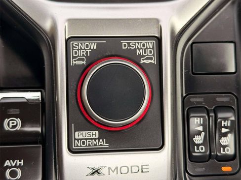 Used 2019 Subaru Forester Limited image 32