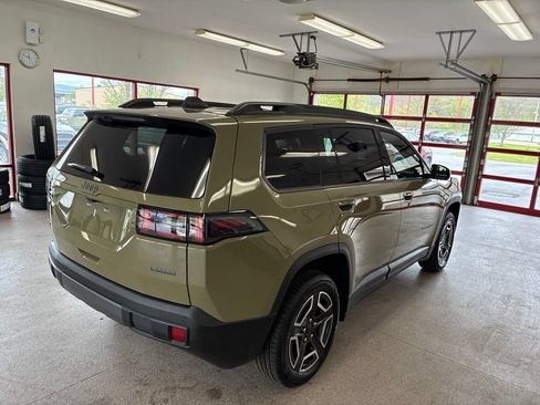 New 2026 Jeep Cherokee Laredo AWD/4WD image 18