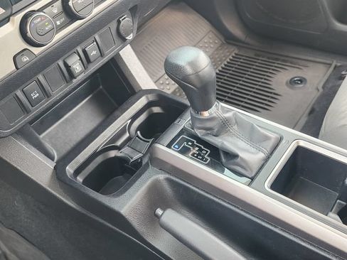 Used 2023 Toyota Tacoma SR5 RWD image 16