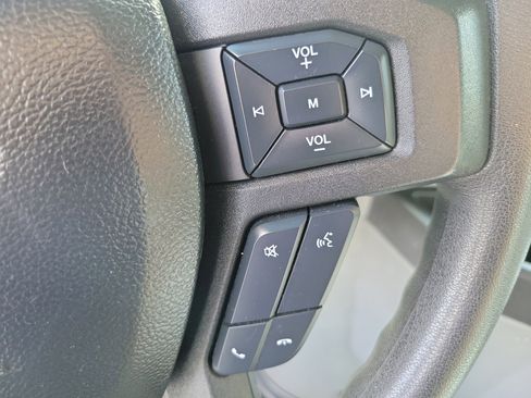 Used 2023 Ford E-350 and Econoline 350 Super Duty w/ Power Windows & Locks Group image 13