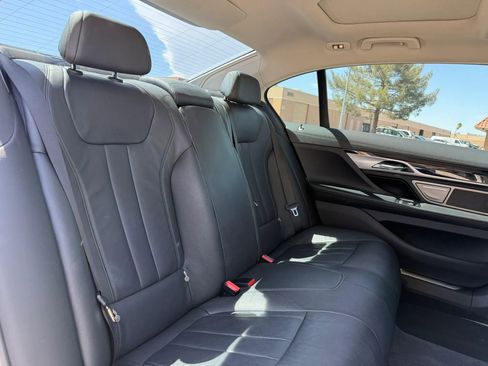 Used 2020 BMW 740i RWD image 16