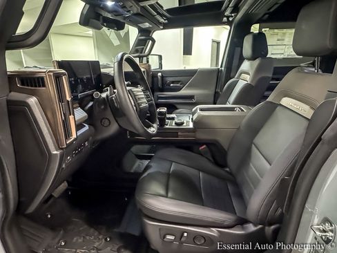 New 2025 GMC Hummer EV 3X image 8