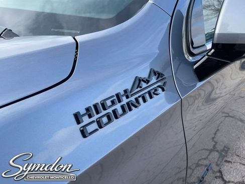 Used 2021 Chevrolet Tahoe High Country AWD/4WD image 10