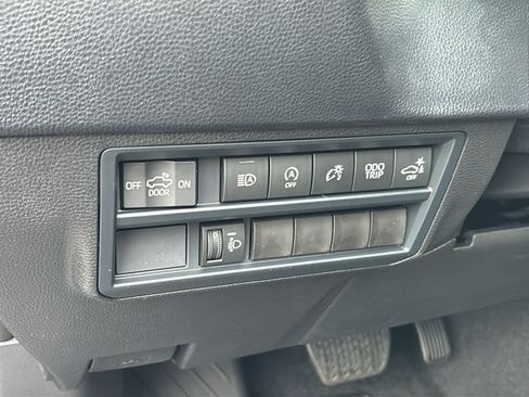 New 2026 Toyota Tundra SR5 w/ SR5 Convenience Package AWD/4WD image 15