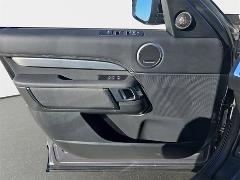 Certified 2023 Land Rover Discovery HSE R-Dynamic image 29