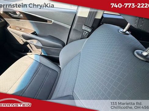 Used 2020 Kia Sorento S AWD/4WD image 11