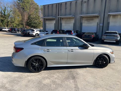 Used 2025 Honda Civic Sport image 11