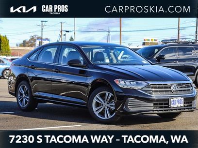 Used 2024 Volkswagen Jetta SE