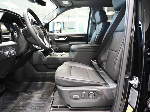 New 2026 GMC Sierra 2500 Denali w/ Denali Reserve Package image 12
