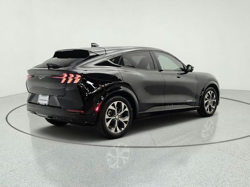 Used 2021 Ford Mustang Mach-E Premium RWD image 5