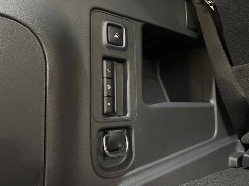 Used 2025 Lincoln Navigator Reserve image 46