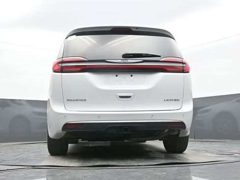 Used 2024 Chrysler Pacifica Limited w/ Trailer Tow Group image 57