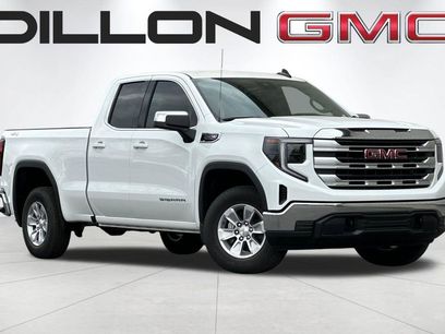 New 2026 GMC Sierra 1500 SLE w/ Preferred Package