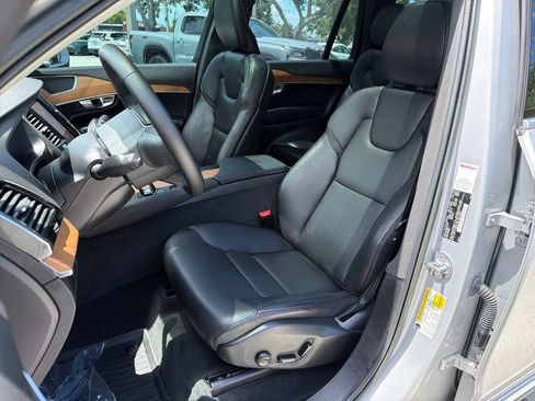 Used 2023 Volvo XC90 B5 Plus w/ Protection Package Premier AWD/4WD image 30