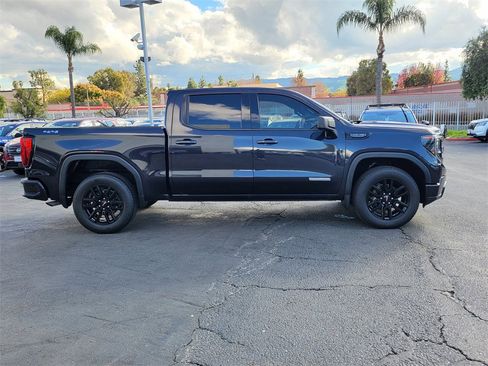 Used 2023 GMC Sierra 1500 Elevation image 31