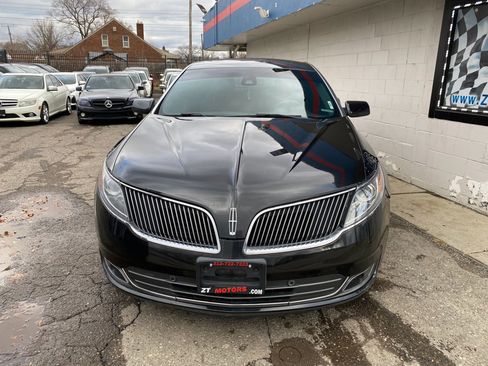 Used 2015 Lincoln MKS AWD w/ Equipment Group 101A image 5