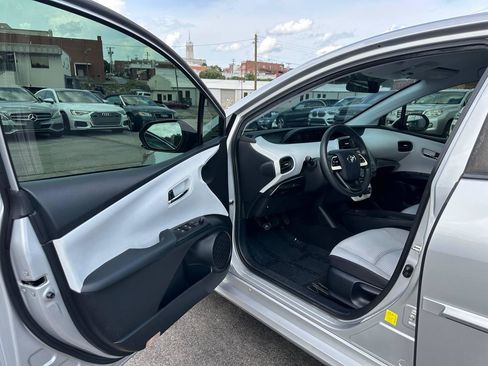 Used 2016 Toyota Prius Two w/ Protection Package FWD image 13