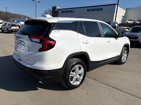 Used 2024 GMC Terrain SLE image 5