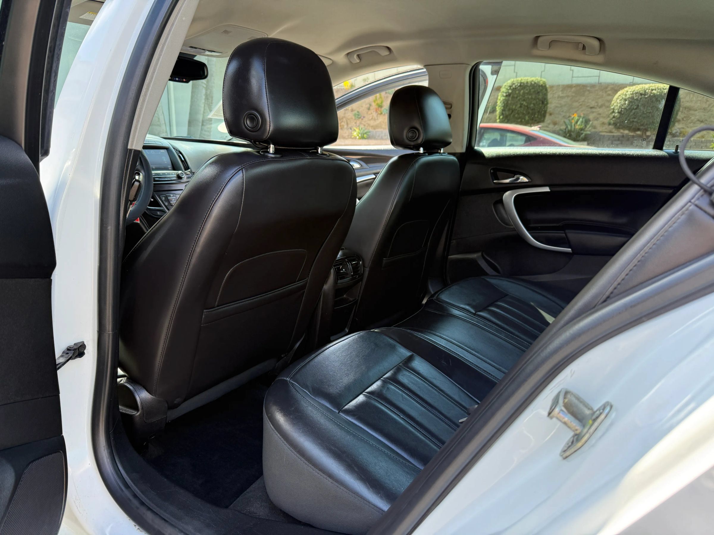 Used 2014 Buick Regal FWD image 14