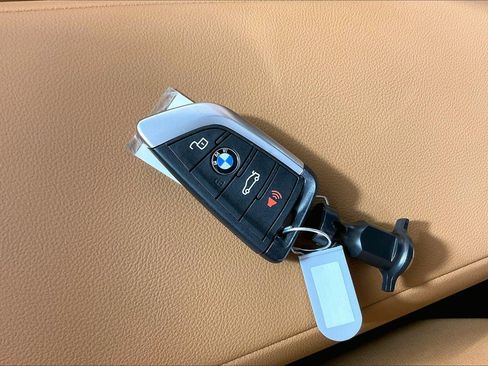 Certified 2025 BMW 330i xDrive 330i xDrive w/ M Sport Package image 29