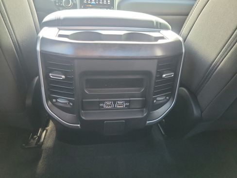 Used 2023 RAM 1500 Big Horn AWD/4WD image 9
