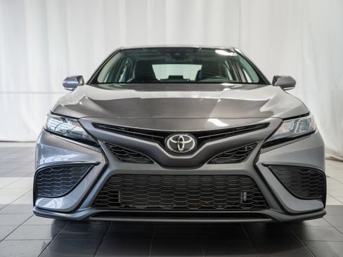 Used 2024 Toyota Camry SE w/ Cold Weather Package FWD image 2