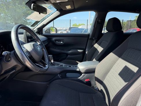 Used 2023 Honda HR-V Sport image 10