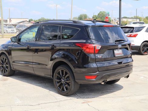 Used 2019 Ford Escape SE FWD image 7