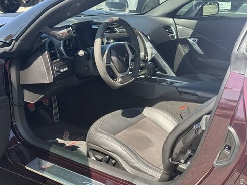 Used 2018 Chevrolet Corvette Grand Sport RWD image 17