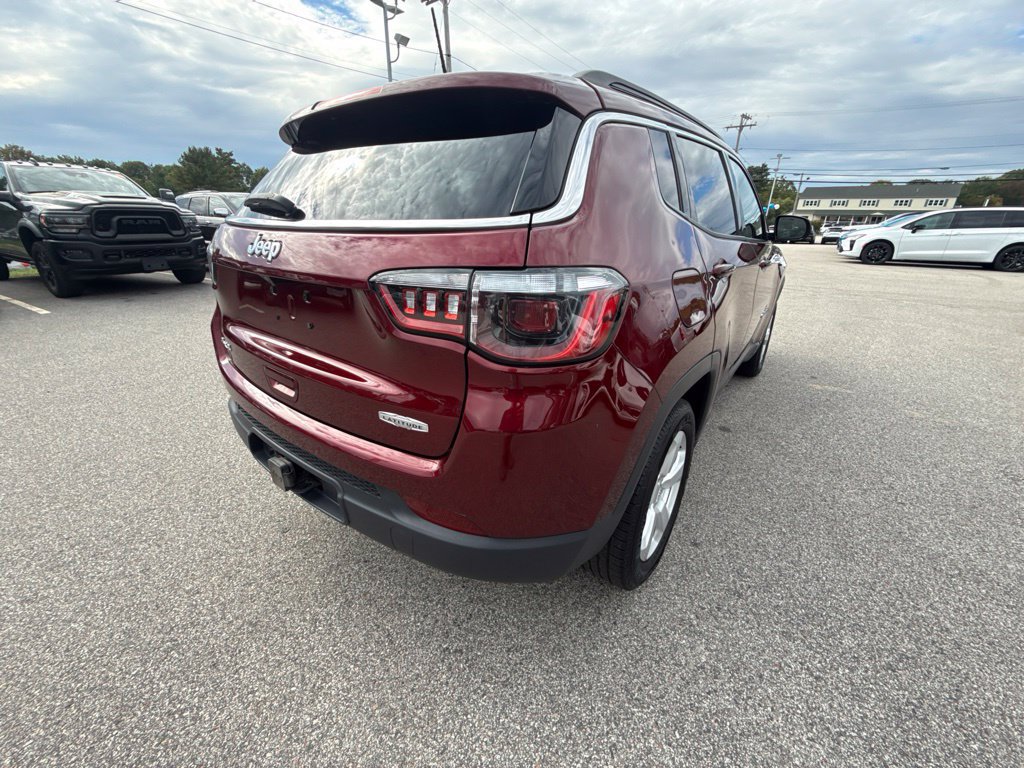 Certified 2021 Jeep Compass Latitude w/ Sun and Sound Group AWD/4WD image 5