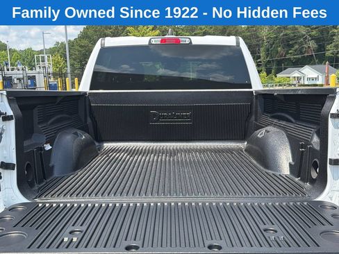 Used 2024 RAM 1500 Laramie RWD image 18
