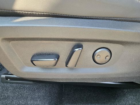 Used 2025 Nissan Murano SL AWD/4WD image 14