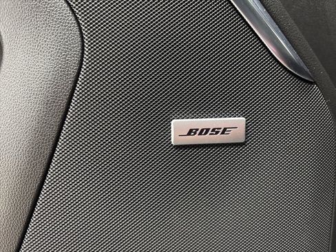 Used 2024 GMC Yukon XL Denali image 27