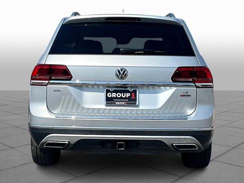 Used 2019 Volkswagen Atlas SEL Premium image 4