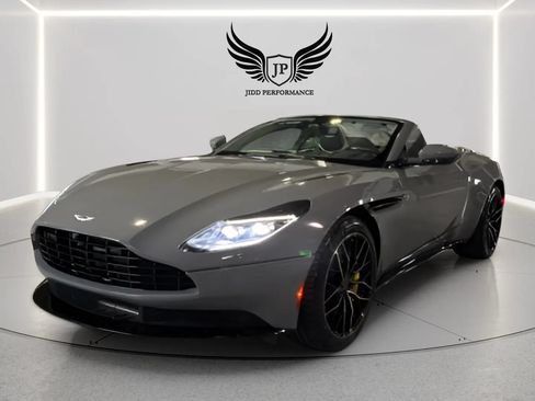 Used 2019 Aston Martin DB11 Volante RWD image 6