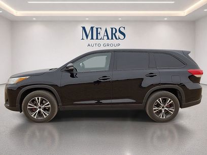 Used 2019 Toyota Highlander LE