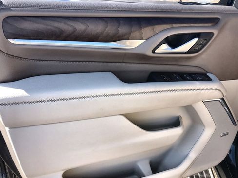 Used 2022 GMC Yukon Denali image 13