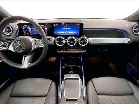 Used 2026 Mercedes-Benz GLB 250 4MATIC image 15