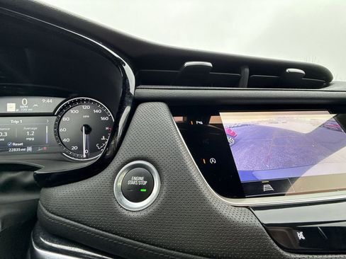 Used 2025 Cadillac XT5 Premium Luxury image 23