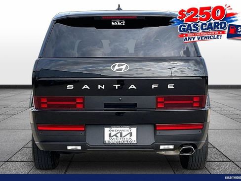 Used 2024 Hyundai Santa Fe SE FWD image 4