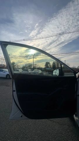 Used 2023 Subaru Crosstrek 2.0i AWD/4WD image 9