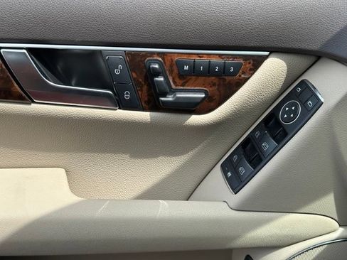 Used 2012 Mercedes-Benz C 300 4MATIC Sedan image 31