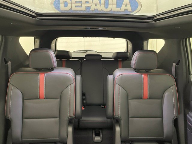 New 2027 Chevrolet Traverse RS w/ LPO, Floor Liner Package AWD/4WD image 15