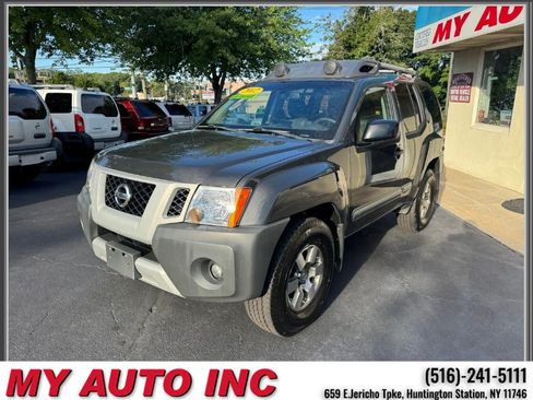 Used 2012 Nissan Xterra PRO-4X w/ Pro-4x Leather Pkg AWD/4WD image 8