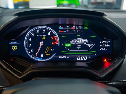 Used 2018 Lamborghini Huracan LP 580-2 image 24