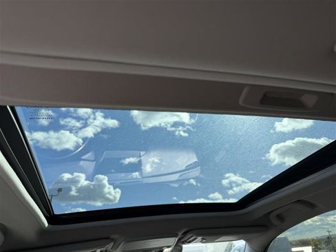 Used 2019 Subaru Forester Limited image 13