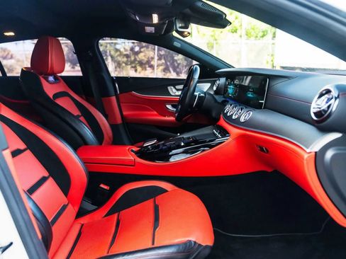 Used 2022 Mercedes-Benz AMG GT 43 image 33